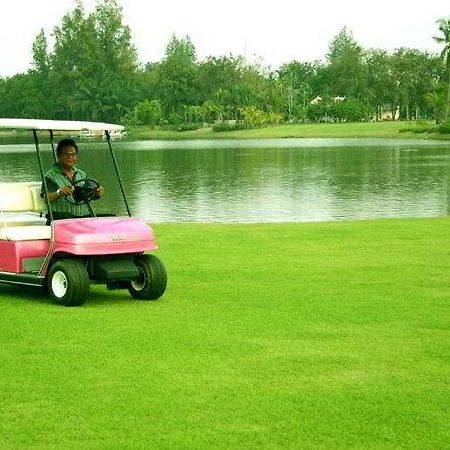 Water Land Golf Resort & Spa Phitsanulok Exteriér fotografie